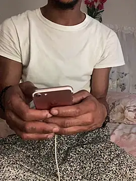 Snapshot of Johnras121 chatting on March 16, 12:49 am Johnras121 online show from March 16, 12:49 am