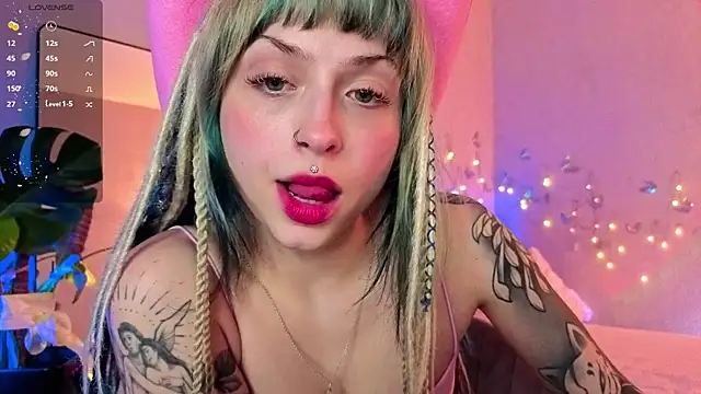 lavenderluxe online show from March 25, 6:03 pm