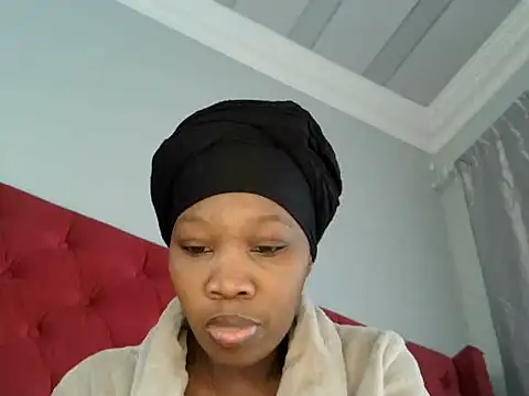 Snapshot of TheSweetBerry chatting on July 20, 7:22 am TheSweetBerry online show from July 20, 7:22 am