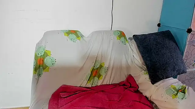 madisson smalltits online show from March 31, 11:54 am