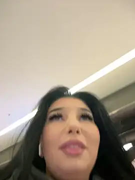 Tisha Busty online show from December 10, 1:33 pm