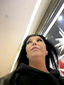 Tisha Busty online show from November 22, 1:21 pm