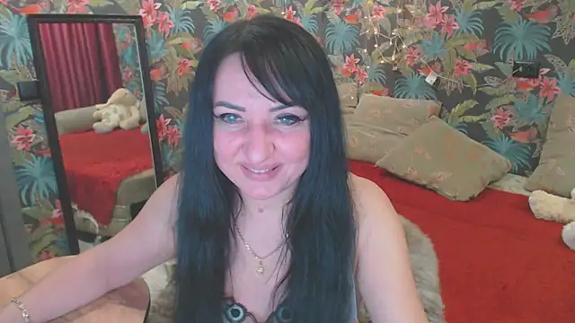 SusanLaNice online show from December 10, 7:43 pm