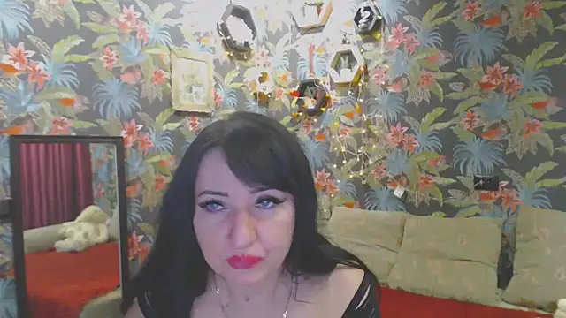 SusanLaNice online show from December 11, 10:16 pm