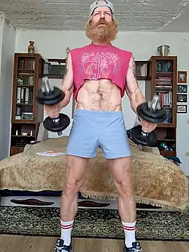 Gingerbeard40 online show from November 24, 8:03 am