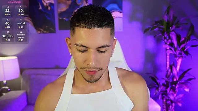 Aaronfox x online show from January 3, 11:33 pm
