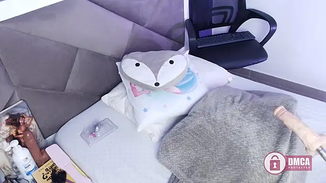 Snapshot of brigiitte_rohan chatting on March 16, 3:04 am brigiitte rohan online show from March 16, 3:04 am