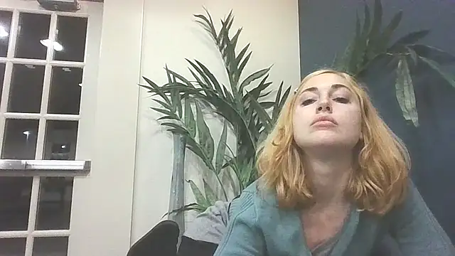 Snapshot of PompasPurpleriver chatting on February 27, 9:00 am PompasPurpleriver online show from February 27, 9:00 am