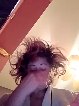 PompasPurpleriver online show from April 24, 6:32 pm