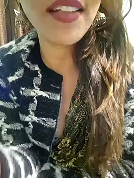 MIss-Naina online show from December 19, 7:40 am