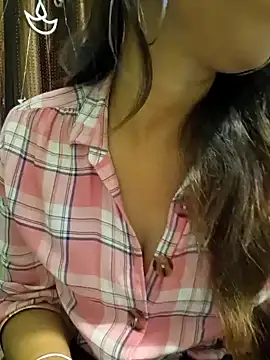 MIss-Naina online show from December 20, 6:50 am