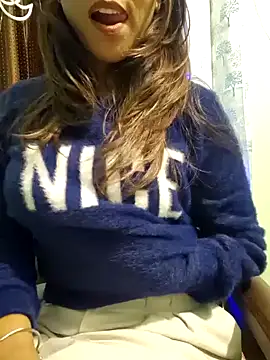 MIss-Naina online show from December 25, 9:56 am