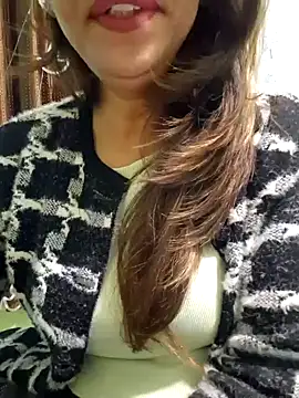 MIss-Naina online show from January 4, 11:06 pm