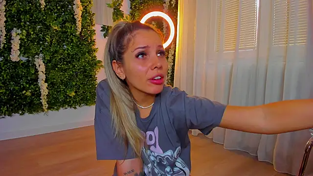 VivienCarter online show from October 13, 9:09 am