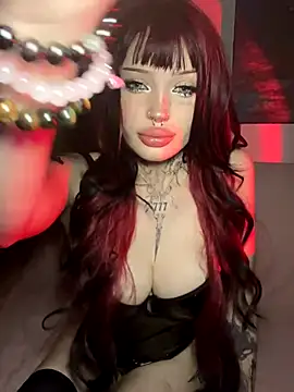 madelinexx online show from October 28, 5:37 pm