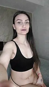 AliyaWade  online show from March 1, 7:05 pm