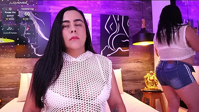 DanyAndAlexa online show from April 24, 1:35 pm