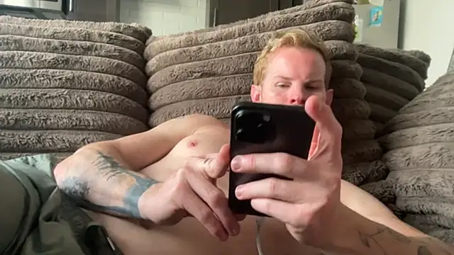 crossfitterguy87 online show from October 5, 3:43 pm