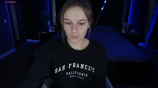 MaribelRiverr  online show from September 27, 5:34 am