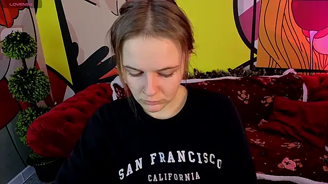 MaribelRiverr  online show from December 14, 6:41 am