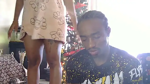 exotic  couple online show from December 12, 4:43 pm