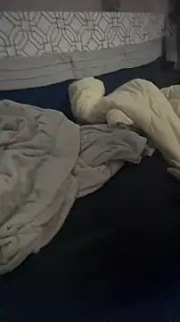 Snapshot of Honeydipp73 chatting on October 26, 2:39 am Honeydipp73 online show from October 26, 2:39 am