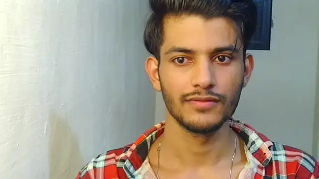Snapshot of kingkartik7 chatting on October 23, 4:28 pm kingkartik7 online show from October 23, 4:28 pm