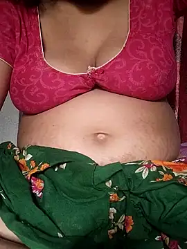 Snapshot of miss-Riy chatting on February 12, 8:16 am miss-Riy online show from February 12, 8:16 am