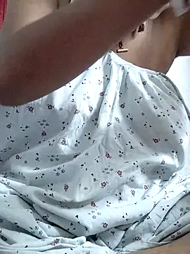 Snapshot of miss-Riy chatting on April 12, 5:29 pm miss-Riy online show from April 12, 5:29 pm