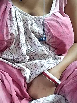 Snapshot of miss-Riy chatting on April 14, 5:08 pm miss-Riy online show from April 14, 5:08 pm