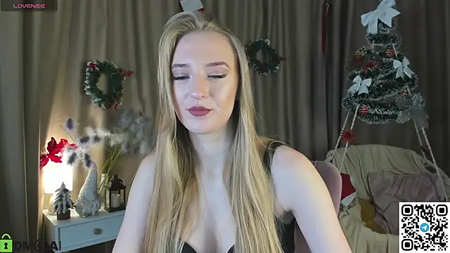 Stacy River online show from December 2, 9:58 am