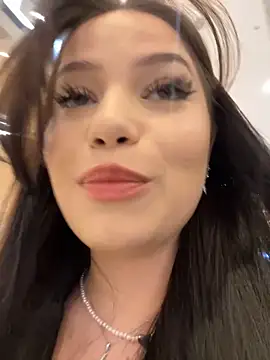 Snapshot of Chloe__Moon chatting on October 21, 2:29 pm Chloe Moon online show from October 21, 2:29 pm