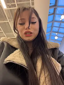 Snapshot of Chloe__Moon chatting on October 29, 1:24 pm Chloe Moon online show from October 29, 1:24 pm