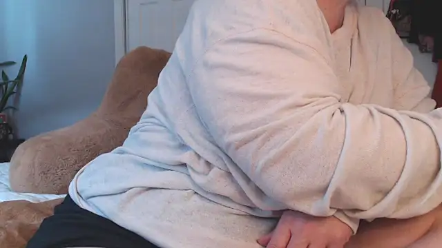 Snapshot of LauLauPAWG chatting on March 20, 2:44 pm LauLauPAWG online show from March 20, 2:44 pm