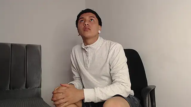 alex-lover online show from September 20, 1:28 am