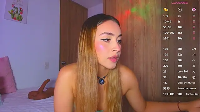 PollyGrey  online show from June 24, 1:26 am