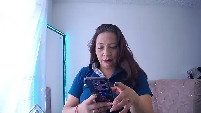 lorenalover24 online show from February 8, 4:57 pm