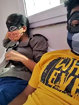 Snapshot of Palak_4u chatting on December 27, 4:47 am Palak 4u online show from December 27, 4:47 am