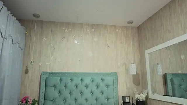 Snapshot of Marcelaa_fox chatting on May 13, 7:00 pm Marcelaa fox online show from May 13, 7:00 pm
