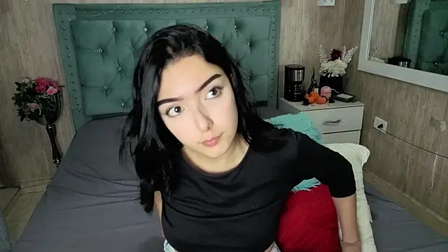 Marcelaa fox online show from June 25, 8:35 pm