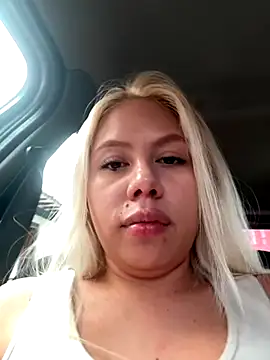 Snapshot of ConstansBlonde chatting on September 8, 5:23 pm ConstansBlonde online show from September 8, 5:23 pm