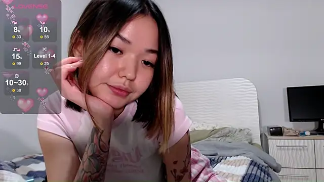 osaka nia online show from October 4, 4:05 pm