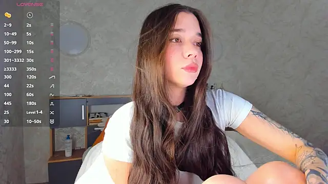 Butterflys1268 online show from March 27, 3:34 am