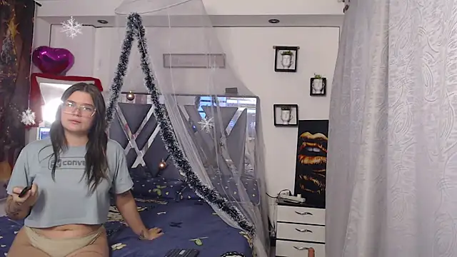 Snapshot of Steisyromero7 chatting on November 29, 1:14 pm Steisyromero7 online show from November 29, 1:14 pm