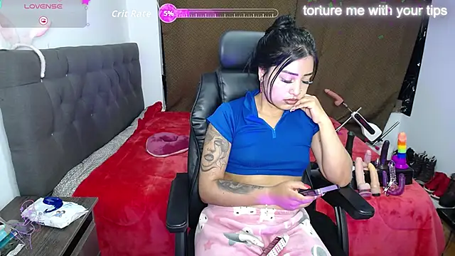 girl naugthy online show from March 4, 1:33 am