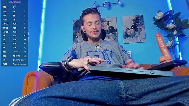  hairybeard  online show from September 14, 3:11 pm