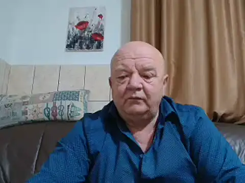 fullballs6 online show from December 18, 3:37 am