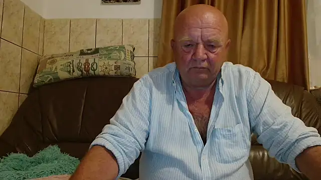 fullballs6 online show from September 10, 2:11 am