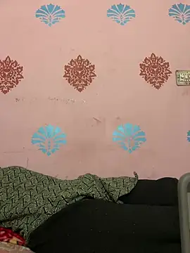 Snapshot of ks536191 chatting on February 16, 5:58 am ks536191 online show from February 16, 5:58 am