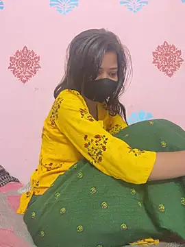 Snapshot of ks536191 chatting on March 1, 5:20 am ks536191 online show from March 1, 5:20 am